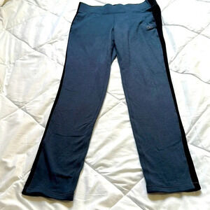 Calia by Carrie underwood leggings blue with velvet stripe on side size small